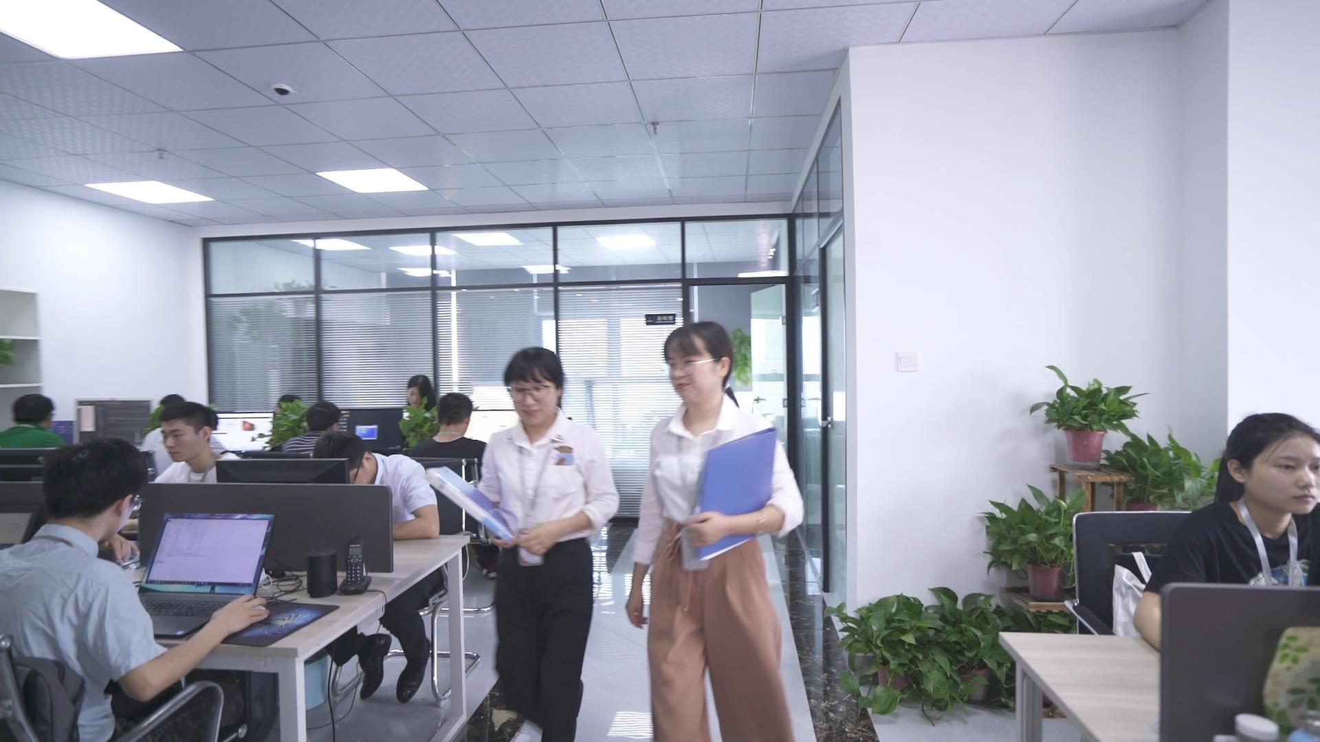 yth2206游艇会陪诊小程序开发怎么选？本土开发公司资质与定制服务详解